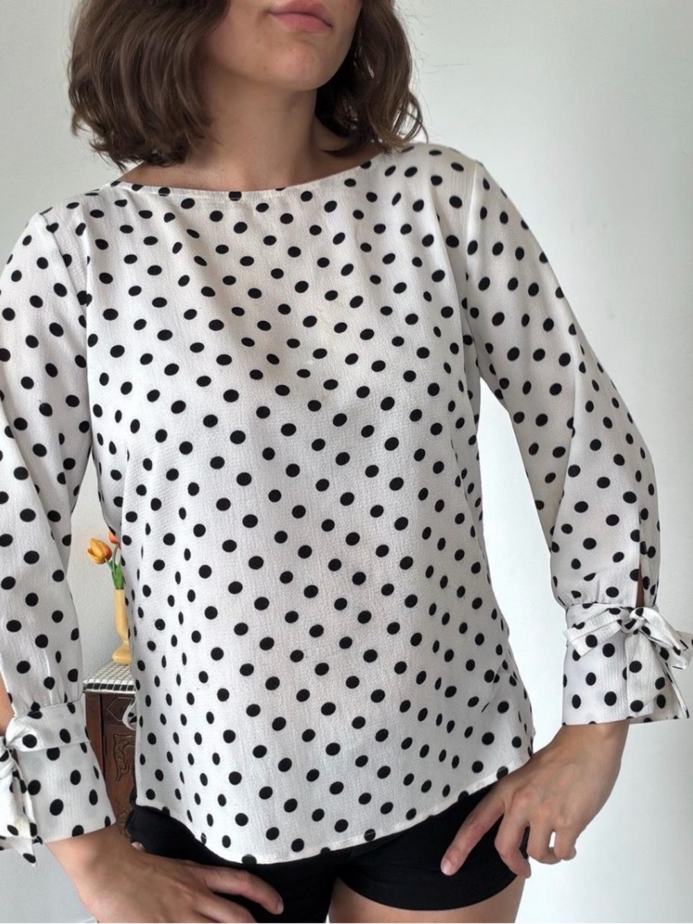 Sioni White Polka Dot Tie-Cuff Blouse
